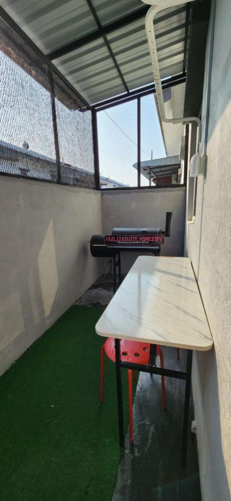 Fazlizasuite Homestay @ Teluk Kemang-Muslim Preferred Port Dickson Exterior foto